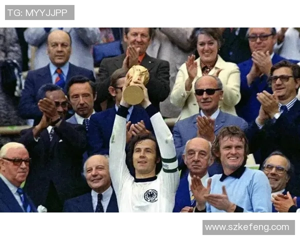 当足球巨星开口跑调演唱球迷惊呼场上王者场下音痴 当足球巨星开口跑调演唱球迷惊呼场上王者场下音痴