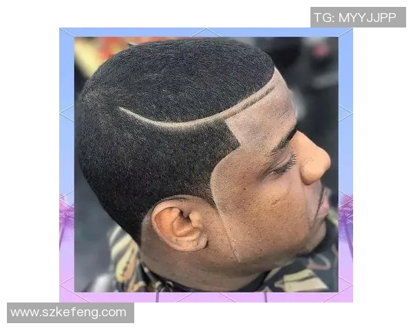 足球潮流发型大赏：球星新造型引领时尚风潮