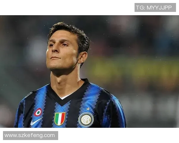 世界排名第二足球巨星的荣耀与挑战:从赛场到未来的无限可能 世界排名第二足球巨星的荣耀与挑战:从赛场到未来的无限可能