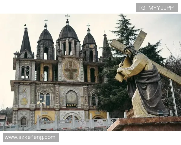 意大利足球传奇球星全解析从马尔基吉尼到因西涅的辉煌历程 意大利足球传奇球星全解析从马尔基吉尼到因西涅的辉煌历程