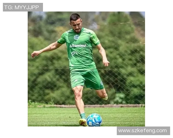 聚焦绿茵巨星璀璨瞬间全景展现足球球星独特魅力 聚焦绿茵巨星璀璨瞬间全景展现足球球星独特魅力